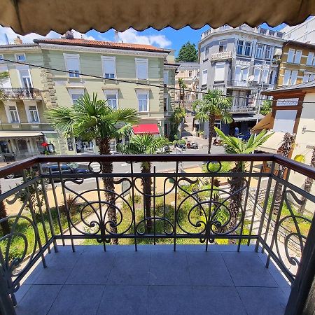 Apartment Lido 50M From The Beach Opatija Exteriör bild