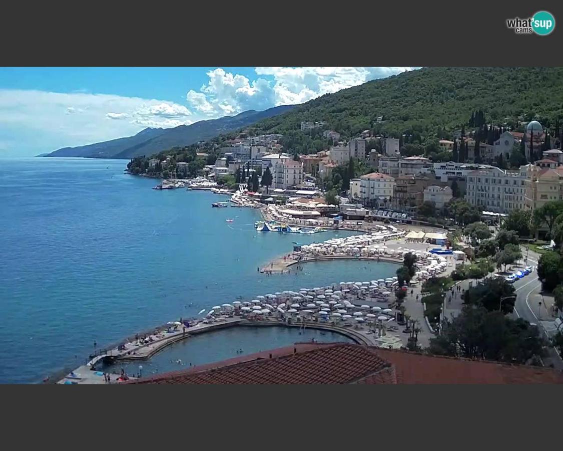 Apartment Lido 50M From The Beach Opatija Exteriör bild