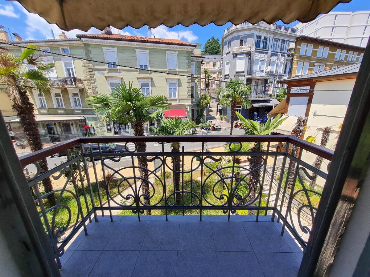 Apartment Lido 50M From The Beach Opatija Exteriör bild